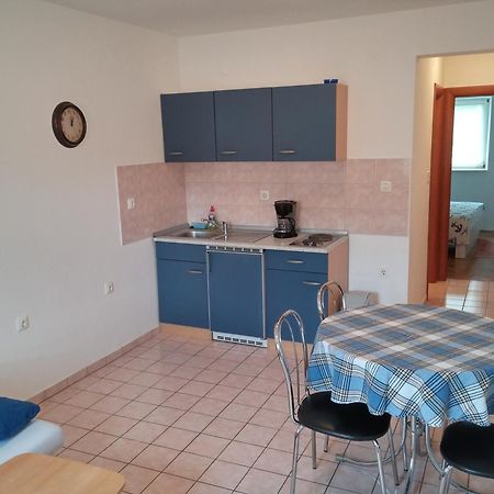 Apartments Bellus Mare Mali Losinj Ngoại thất bức ảnh